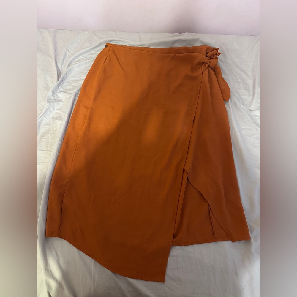 Elegant Orange Midi Skirt